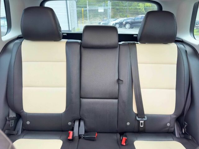 Білий Фольксваген Тігуан, об'ємом двигуна 2 л та пробігом 55 тис. км за 3200 $, фото 11 на Automoto.ua