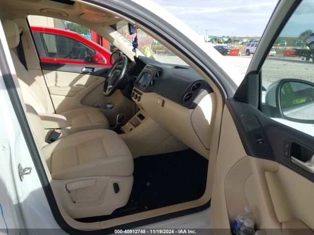 Белый Фольксваген Тигуан, объемом двигателя 2 л и пробегом 164 тыс. км за 7900 $, фото 6 на Automoto.ua