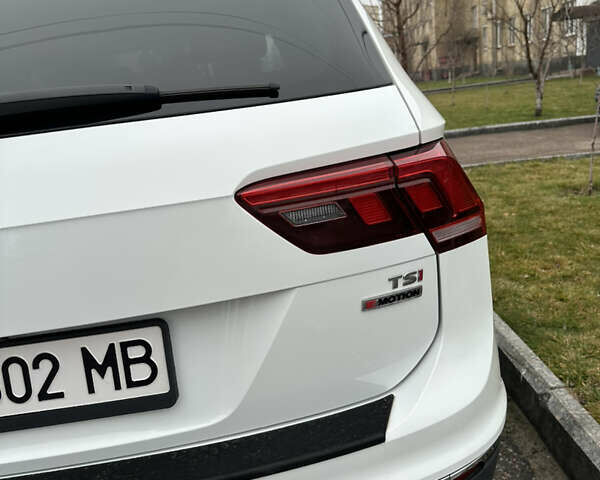 Білий Фольксваген Тігуан, об'ємом двигуна 1.98 л та пробігом 95 тис. км за 20900 $, фото 6 на Automoto.ua