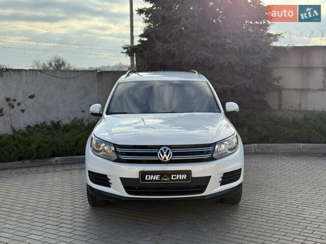 Белый Фольксваген Тигуан, объемом двигателя 1.98 л и пробегом 108 тыс. км за 14500 $, фото 2 на Automoto.ua