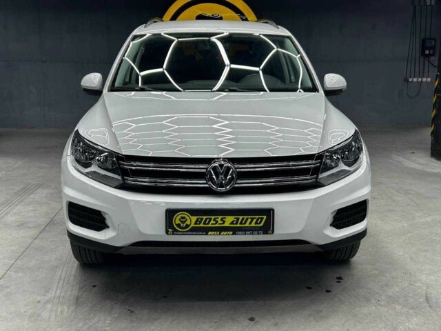 Білий Фольксваген Тігуан, об'ємом двигуна 2 л та пробігом 166 тис. км за 14200 $, фото 1 на Automoto.ua