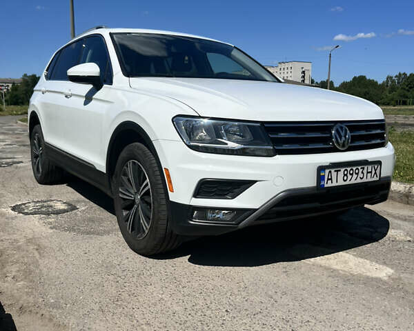 Белый Фольксваген Тигуан, объемом двигателя 1.98 л и пробегом 92 тыс. км за 22300 $, фото 2 на Automoto.ua