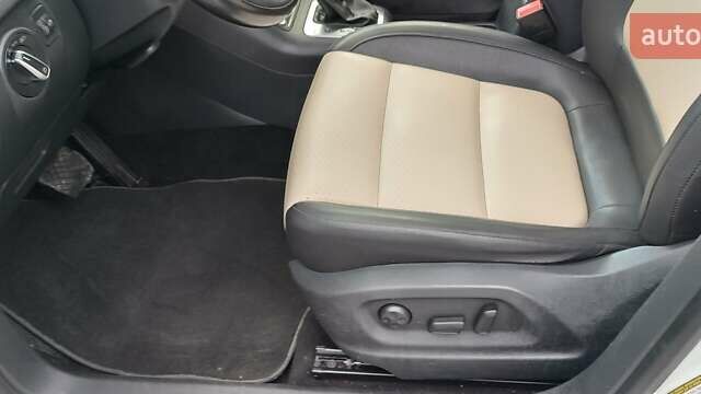 Белый Фольксваген Тигуан, объемом двигателя 2 л и пробегом 228 тыс. км за 13850 $, фото 33 на Automoto.ua