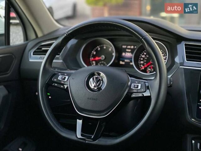 Белый Фольксваген Тигуан, объемом двигателя 1.98 л и пробегом 56 тыс. км за 21900 $, фото 9 на Automoto.ua