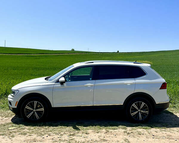 Белый Фольксваген Тигуан, объемом двигателя 1.98 л и пробегом 92 тыс. км за 22300 $, фото 4 на Automoto.ua