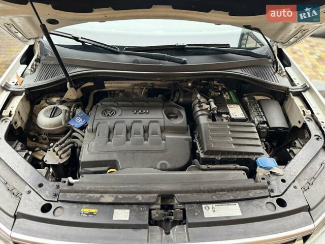 Белый Фольксваген Тигуан, объемом двигателя 1.97 л и пробегом 189 тыс. км за 25600 $, фото 15 на Automoto.ua