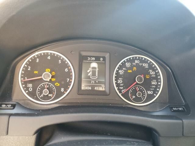 Білий Фольксваген Тігуан, об'ємом двигуна 2 л та пробігом 134 тис. км за 10999 $, фото 8 на Automoto.ua