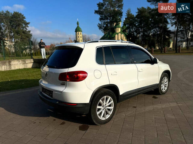 Белый Фольксваген Тигуан, объемом двигателя 2 л и пробегом 190 тыс. км за 11999 $, фото 17 на Automoto.ua