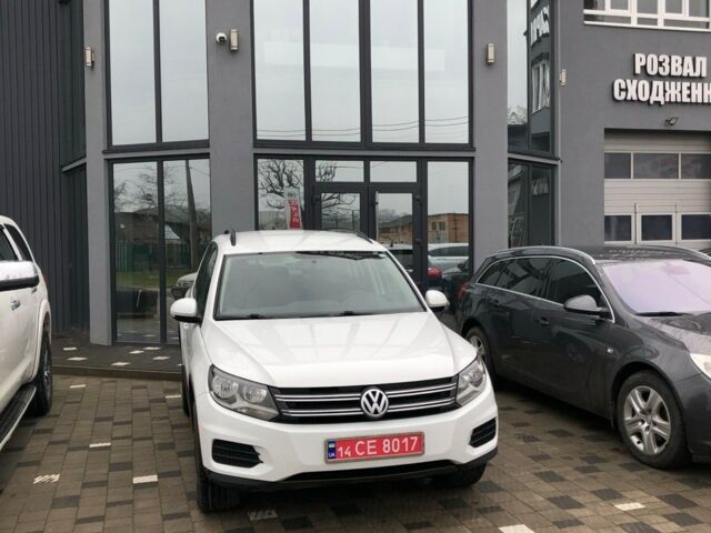 Белый Фольксваген Тигуан, объемом двигателя 2 л и пробегом 203 тыс. км за 10600 $, фото 10 на Automoto.ua