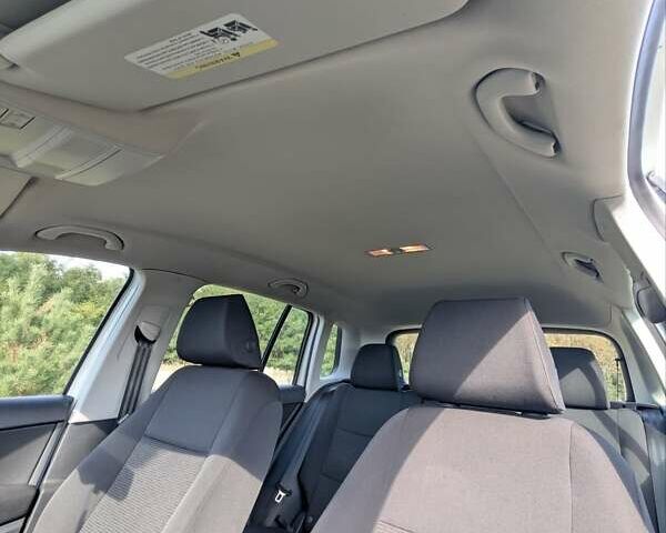 Белый Фольксваген Тигуан, объемом двигателя 1.98 л и пробегом 50 тыс. км за 13999 $, фото 25 на Automoto.ua