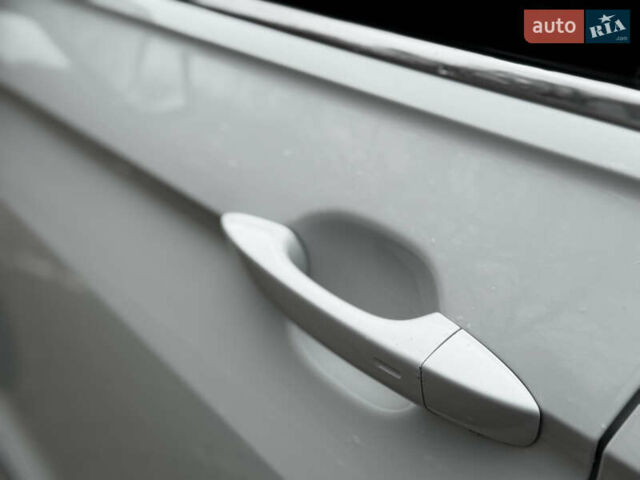 Белый Фольксваген Тигуан, объемом двигателя 2 л и пробегом 120 тыс. км за 22200 $, фото 12 на Automoto.ua