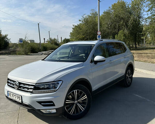 Белый Фольксваген Тигуан, объемом двигателя 2 л и пробегом 67 тыс. км за 26500 $, фото 6 на Automoto.ua
