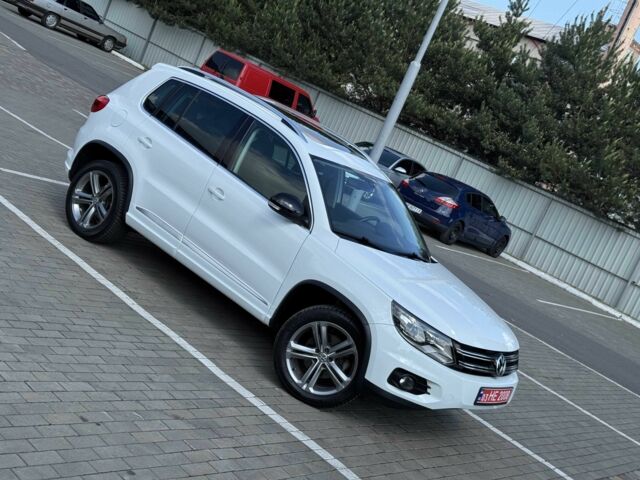 Белый Фольксваген Тигуан, объемом двигателя 2 л и пробегом 130 тыс. км за 14799 $, фото 11 на Automoto.ua