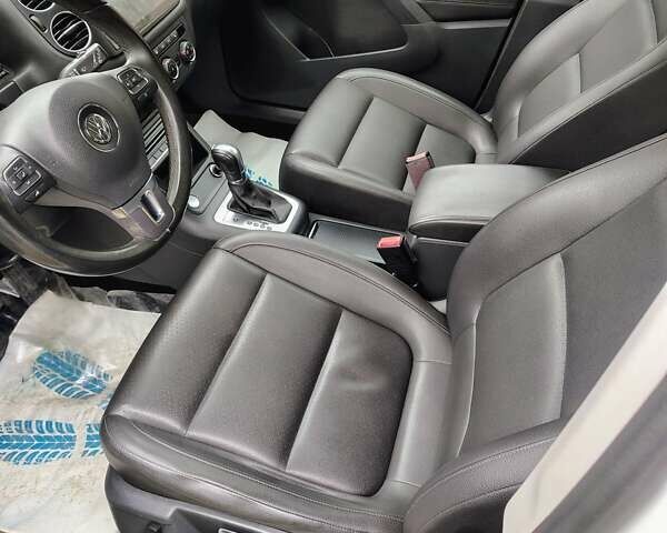 Белый Фольксваген Тигуан, объемом двигателя 1.98 л и пробегом 158 тыс. км за 14500 $, фото 28 на Automoto.ua