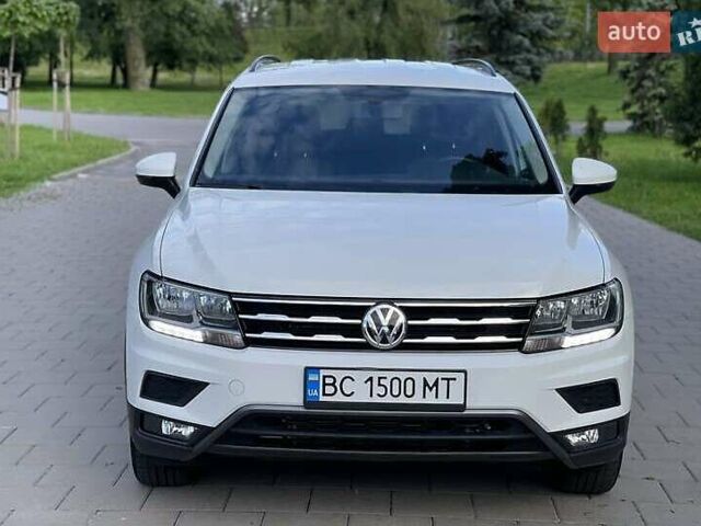 Белый Фольксваген Тигуан, объемом двигателя 1.98 л и пробегом 94 тыс. км за 19800 $, фото 2 на Automoto.ua
