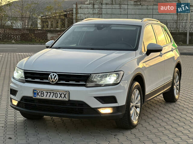 Белый Фольксваген Тигуан, объемом двигателя 1.97 л и пробегом 258 тыс. км за 23300 $, фото 7 на Automoto.ua