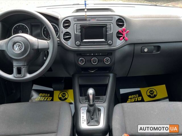 Белый Фольксваген Тигуан, объемом двигателя 2 л и пробегом 83 тыс. км за 14400 $, фото 14 на Automoto.ua