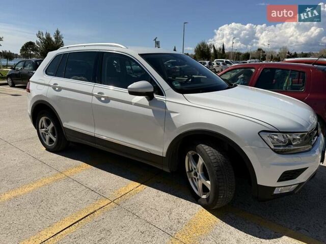 Белый Фольксваген Тигуан, объемом двигателя 1.97 л и пробегом 280 тыс. км за 23000 $, фото 15 на Automoto.ua