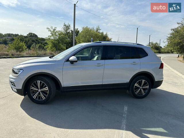 Белый Фольксваген Тигуан, объемом двигателя 2 л и пробегом 67 тыс. км за 26500 $, фото 8 на Automoto.ua