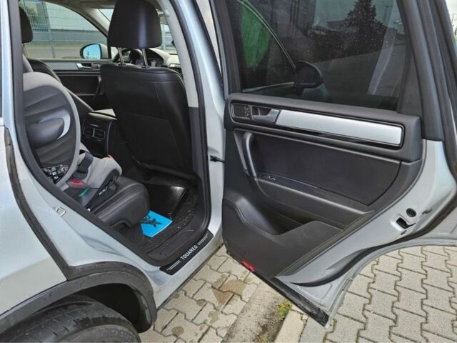 Білий Фольксваген Тігуан, об'ємом двигуна 2 л та пробігом 146 тис. км за 10200 $, фото 6 на Automoto.ua