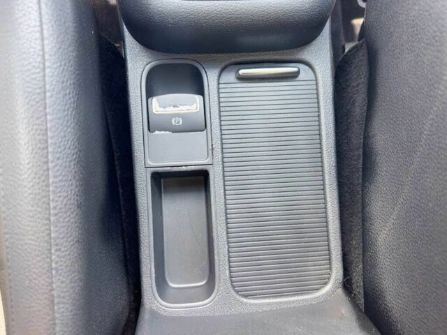 Білий Фольксваген Тігуан, об'ємом двигуна 2 л та пробігом 55 тис. км за 3200 $, фото 7 на Automoto.ua