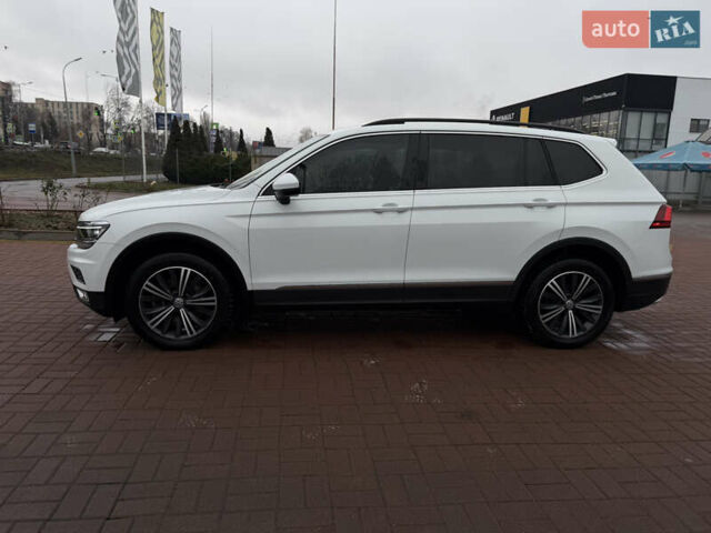 Білий Фольксваген Тігуан, об'ємом двигуна 1.98 л та пробігом 163 тис. км за 17500 $, фото 16 на Automoto.ua