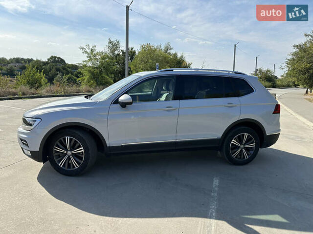 Белый Фольксваген Тигуан, объемом двигателя 2 л и пробегом 67 тыс. км за 26500 $, фото 7 на Automoto.ua