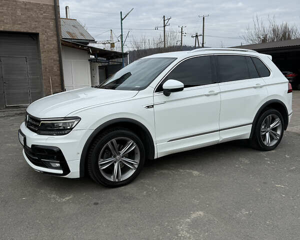 Белый Фольксваген Тигуан, объемом двигателя 1.97 л и пробегом 278 тыс. км за 25500 $, фото 17 на Automoto.ua