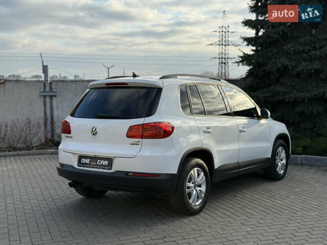Белый Фольксваген Тигуан, объемом двигателя 1.98 л и пробегом 108 тыс. км за 14500 $, фото 5 на Automoto.ua