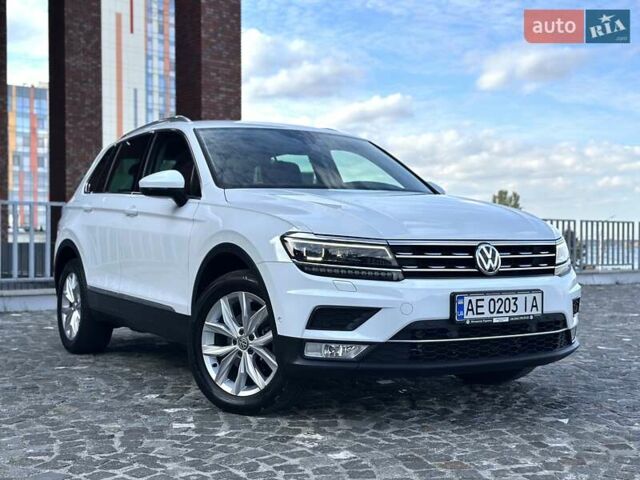 Фольксваген Тигуан 2017 в Днепре (Днепропетровске) на Automoto.ua Белый Фольксваген Тигуан, объемом двигателя 1.98 л и пробегом 88 тыс. км за 24900 $, фото 5 на Automoto.ua