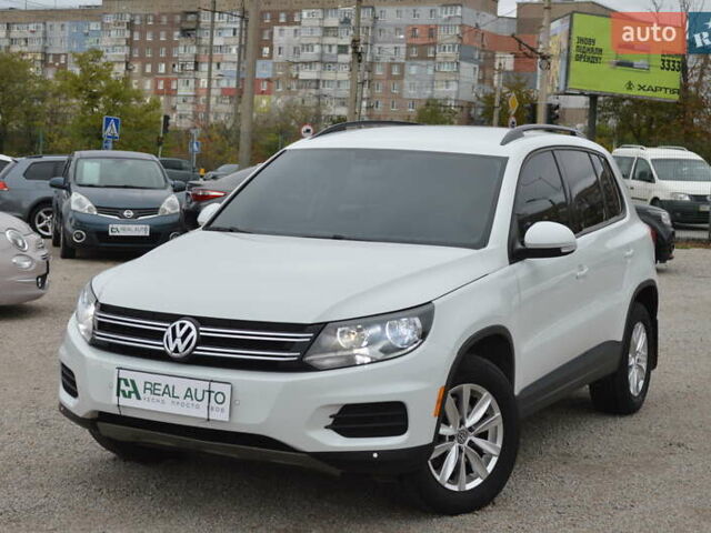 Белый Фольксваген Тигуан, объемом двигателя 1.98 л и пробегом 82 тыс. км за 15600 $, фото 3 на Automoto.ua