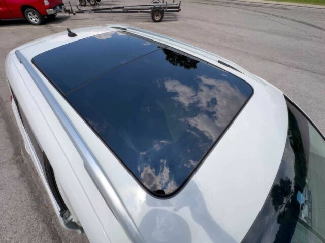 Белый Фольксваген Тигуан, объемом двигателя 2 л и пробегом 62 тыс. км за 8400 $, фото 14 на Automoto.ua