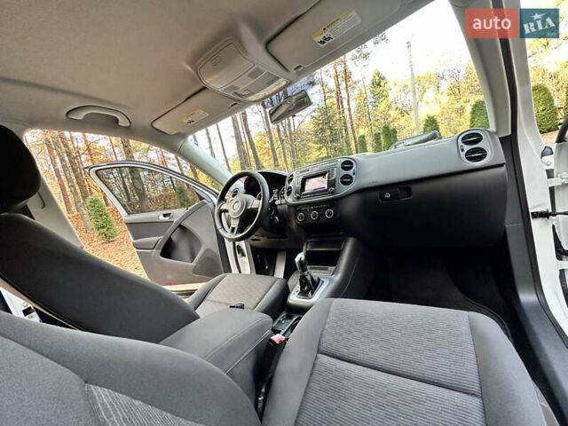 Белый Фольксваген Тигуан, объемом двигателя 1.98 л и пробегом 135 тыс. км за 12899 $, фото 61 на Automoto.ua