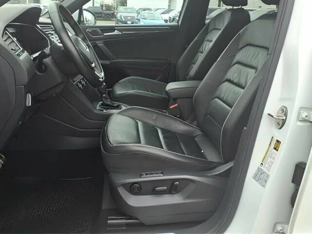 Белый Фольксваген Тигуан, объемом двигателя 2 л и пробегом 46 тыс. км за 8000 $, фото 9 на Automoto.ua