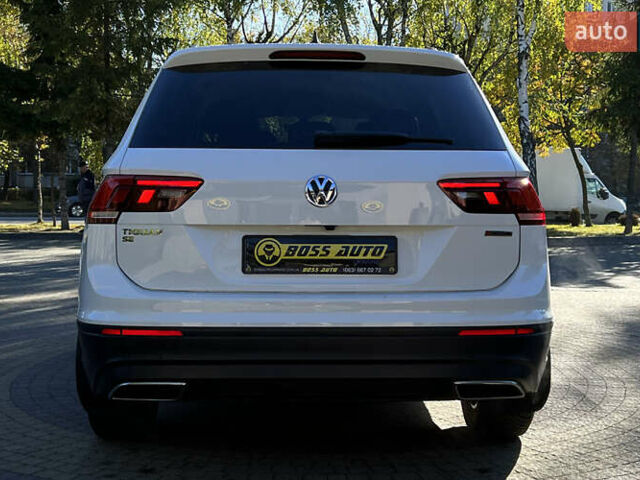 Белый Фольксваген Тигуан, объемом двигателя 0 л и пробегом 99 тыс. км за 19900 $, фото 5 на Automoto.ua