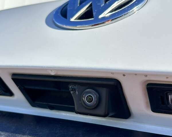 Белый Фольксваген Тигуан, объемом двигателя 2 л и пробегом 120 тыс. км за 24200 $, фото 11 на Automoto.ua