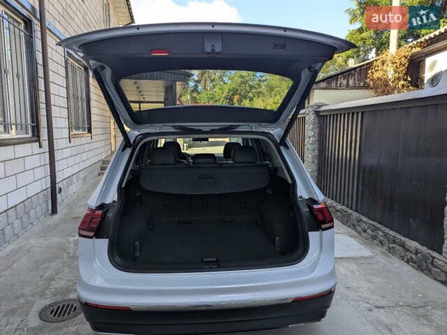 Белый Фольксваген Тигуан, объемом двигателя 1.98 л и пробегом 105 тыс. км за 21950 $, фото 23 на Automoto.ua