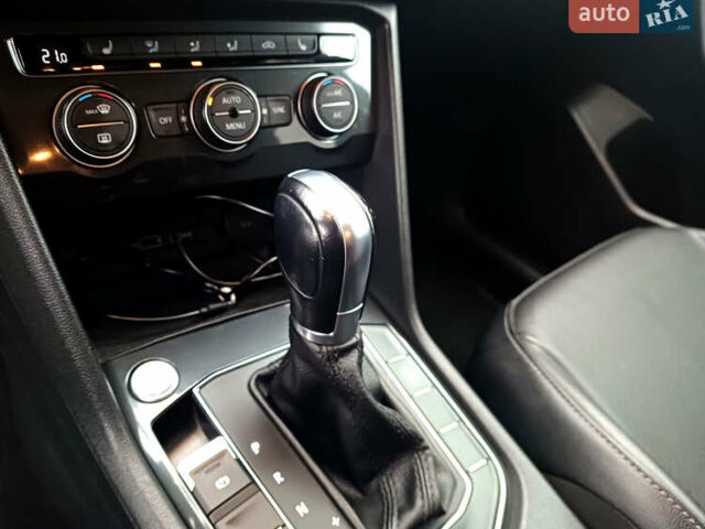 Білий Фольксваген Тігуан, об'ємом двигуна 2 л та пробігом 145 тис. км за 23600 $, фото 41 на Automoto.ua