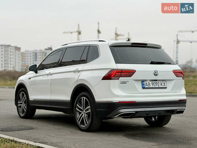 Білий Фольксваген Тігуан, об'ємом двигуна 2 л та пробігом 66 тис. км за 30999 $, фото 19 на Automoto.ua