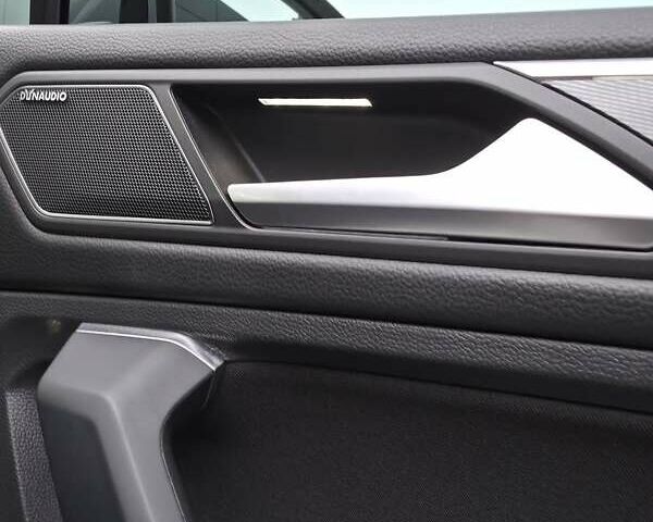 Білий Фольксваген Тігуан, об'ємом двигуна 1.97 л та пробігом 170 тис. км за 35000 $, фото 35 на Automoto.ua