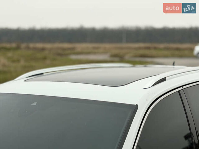 Білий Фольксваген Тігуан, об'ємом двигуна 2 л та пробігом 66 тис. км за 30999 $, фото 6 на Automoto.ua