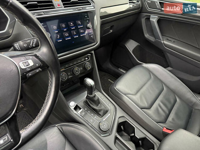 Белый Фольксваген Тигуан, объемом двигателя 1.98 л и пробегом 157 тыс. км за 22500 $, фото 15 на Automoto.ua