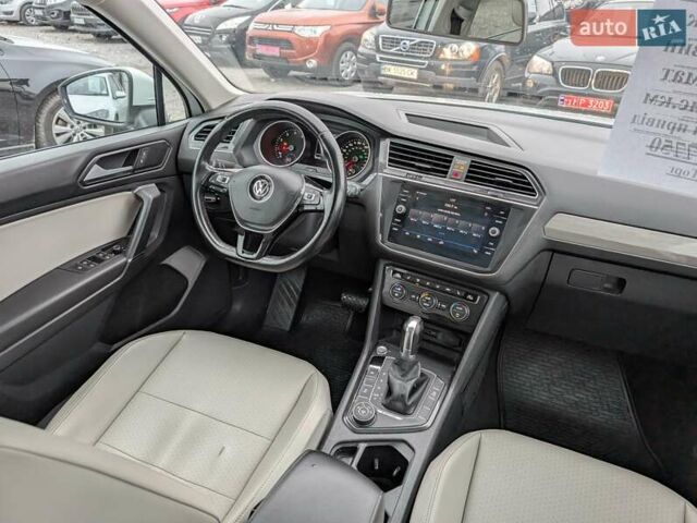 Білий Фольксваген Тігуан, об'ємом двигуна 1.98 л та пробігом 123 тис. км за 17550 $, фото 38 на Automoto.ua