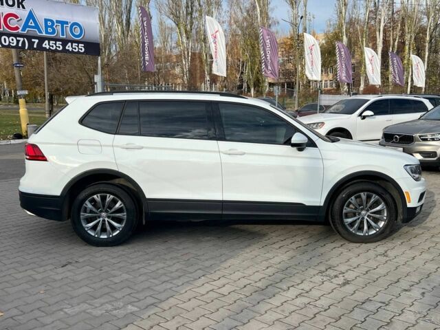 Белый Фольксваген Тигуан, объемом двигателя 2 л и пробегом 115 тыс. км за 17900 $, фото 7 на Automoto.ua