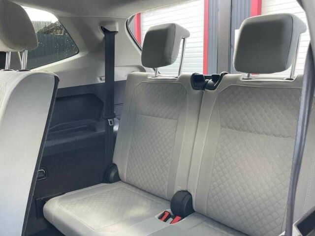 Белый Фольксваген Тигуан, объемом двигателя 2 л и пробегом 198 тыс. км за 16000 $, фото 10 на Automoto.ua