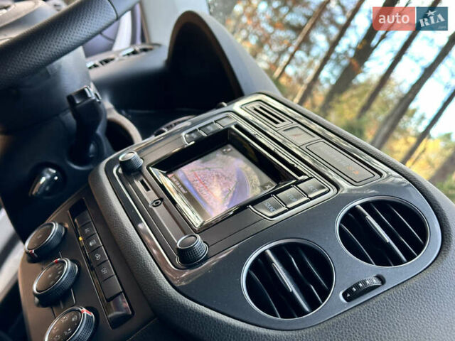 Белый Фольксваген Тигуан, объемом двигателя 1.98 л и пробегом 135 тыс. км за 12899 $, фото 45 на Automoto.ua