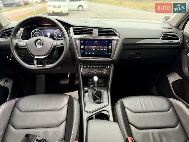 Білий Фольксваген Тігуан, об'ємом двигуна 2 л та пробігом 66 тис. км за 30999 $, фото 79 на Automoto.ua