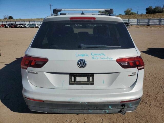 Білий Фольксваген Тігуан, об'ємом двигуна 2 л та пробігом 104 тис. км за 3900 $, фото 5 на Automoto.ua