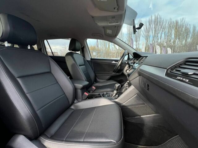 Белый Фольксваген Тигуан, объемом двигателя 2 л и пробегом 115 тыс. км за 17900 $, фото 15 на Automoto.ua