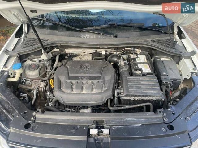 Белый Фольксваген Тигуан, объемом двигателя 0 л и пробегом 117 тыс. км за 17800 $, фото 13 на Automoto.ua